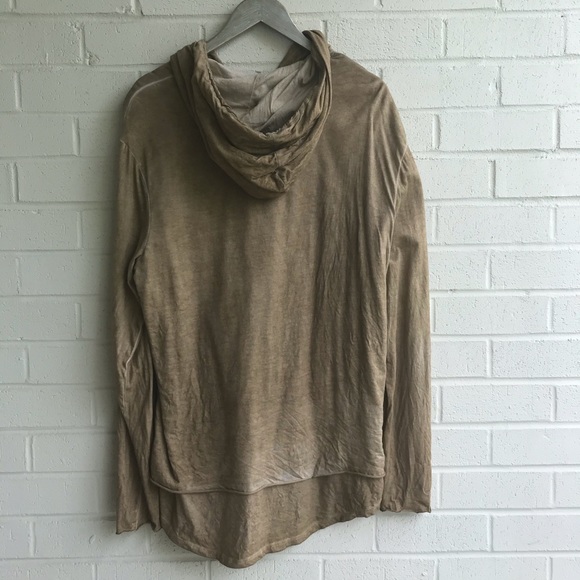 Urban Outfitters Men Yellow Layered Hooded Tee - Picture 6 of 6